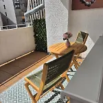 2-room Apartment, & Quiet 아파트 그디니아